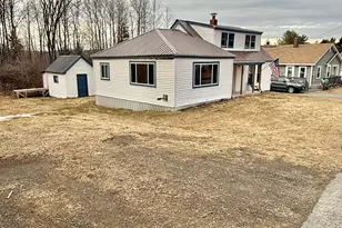 80 Forest Ave, Fort Fairfield, ME 04742 - Photo 5