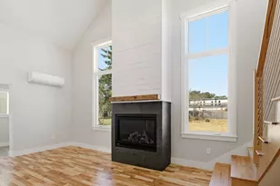 67 Jordan Ave, Brunswick, ME 04011 - Photo 9