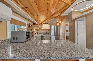 162 E Grand Ave, Old Orchard Beach, ME 04064 - Photo 9