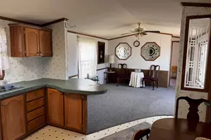 78 Harvey's Park, Skowhegan, ME 04976 - Photo 7