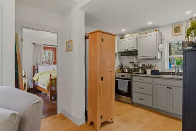 24 Newson Avenue, Kittery, ME 03904 - Photo 11