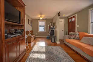 48 Longfellow St, Westbrook, ME 04092 - Photo 9