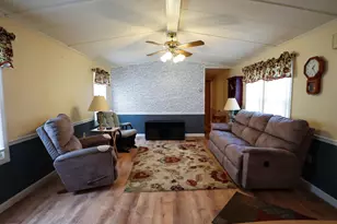 9 Lynewood Dr, Norway, ME 04268 - Photo 5