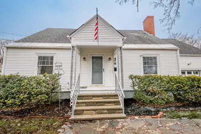 479 Essex Street, Dover Foxcroft, ME 04426 - Photo 3