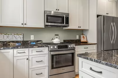 2 Franklin Circle, Cape Elizabeth, ME 04107 - Photo 15
