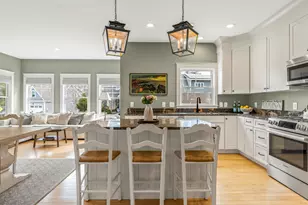 2 Franklin Cir, Cape Elizabeth, ME 04107 - Photo 13