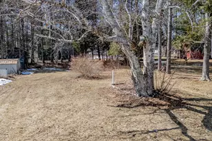 17 Daggett St, Milo, ME 04463 - Photo 3