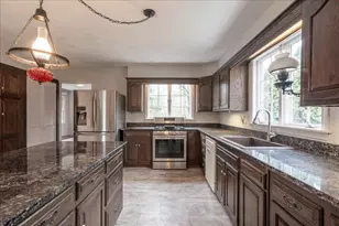 200 Mistic Ave, Rockport, ME 04856 - Photo 15