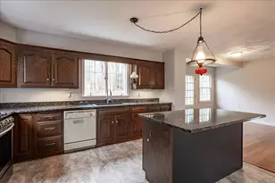 200 Mistic Ave, Rockport, ME 04856 - Photo 9