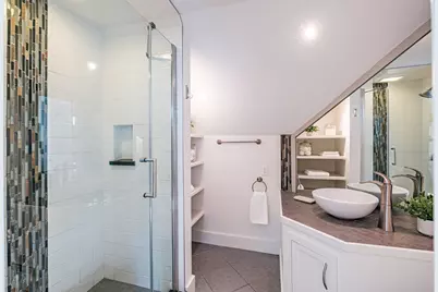 25 Howard Street, Portland, ME 04101 - Photo 9