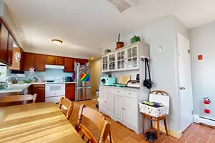 372 Massachusetts Ave, Millinocket, ME 04462 - Photo 9