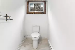 60 Beach St, Saco, ME 04072 - Photo 19