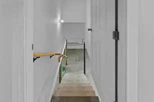 55 Cottage St, Bangor, ME 04401 - Photo 17