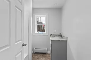 55 Cottage St, Bangor, ME 04401 - Photo 11