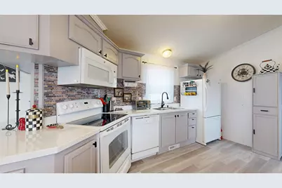 25 Sarah Avenue, Lewiston, ME 04240 - Photo 15