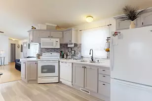 25 Sarah Ave, Lewiston, ME 04240 - Photo 17