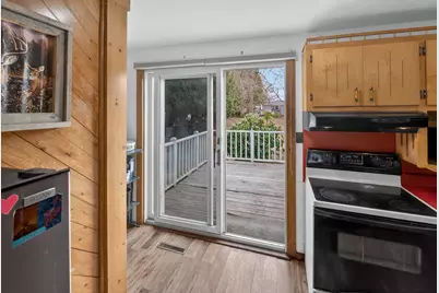 8 Autumn Street, Rockland, ME 04841 - Photo 17