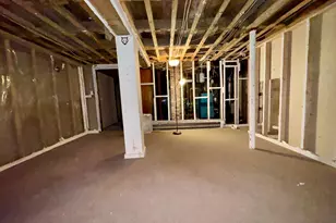 106 S Belfast Ave, Augusta, ME 04330 - Photo 27