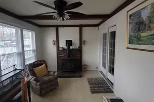 28 Maine Ave, Millinocket, ME 04462 - Photo 5