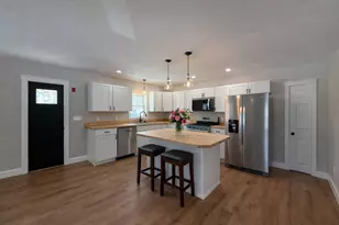 9 Raspberry Hill Rd, Mechanic Falls, ME 04256 - Photo 5