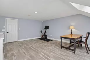 10 Cresfield Terrace, Portland, ME 04103 - Photo 35