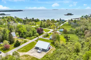 19 Crescent Beach Rd, Owls Head, ME 04854 - Photo 7