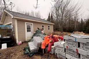 14 Sportsmans Wy, Vinalhaven, ME 04863 - Photo 19