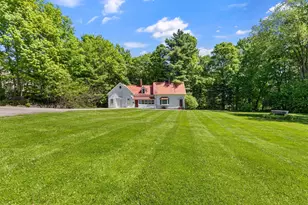 28 Fountain St, Gardiner, ME 04345 - Photo 7