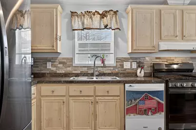 32 James Street, Brunswick, ME 04011 - Photo 15