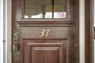 37 Carroll St, Portland, ME 04102 - Photo 5