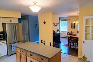 473 Maple St, North Berwick, ME 03906 - Photo 3