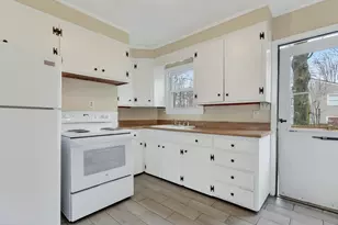 156 Central St, Westbrook, ME 04092 - Photo 9