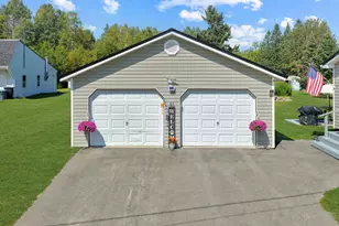 68 Fords Ln, Mapleton, ME 04757 - Photo 5