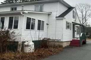 9 Norris St, Searsport, ME 04974 - Photo 3