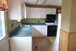 9 Norris St, Searsport, ME 04974 - Photo 9