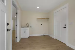 29 Pleasant St, Newcastle, ME 04553 - Photo 77