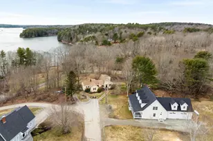 29 Pleasant St, Newcastle, ME 04553 - Photo 3