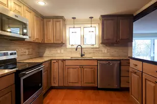 18 Littlefield Ct, North Berwick, ME 03906 - Photo 9