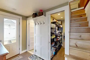 15 Wadsworth St, Thomaston, ME 04861 - Photo 3