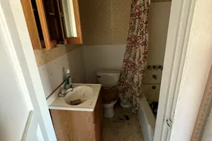 536 Prospect Ave, Rumford, ME 04276 - Photo 5