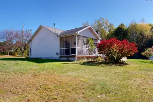 12 Hartford St, Lewiston, ME 04240 - Photo 67