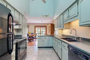 12 Hartford St, Lewiston, ME 04240 - Photo 25