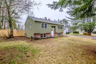 61 Yankee Dr, Yarmouth, ME 04096 - Photo 1