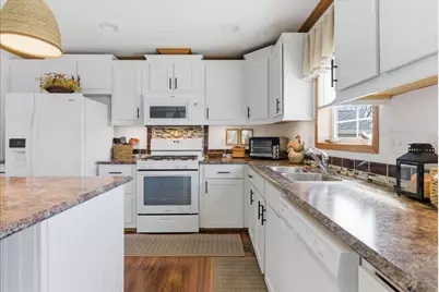 10 Houle Street, Sabattus, ME 04280 - Photo 15