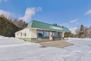 562 Main St, Caribou, ME 04736 - Photo 3