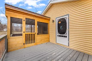 226 Somerset Ave, Pittsfield, ME 04967 - Photo 27