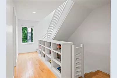 107 Monument Street, Portland, ME 04101 - Photo 15