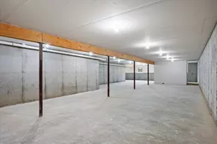 633 Streamside Ave, Bangor, ME 04401 - Photo 47