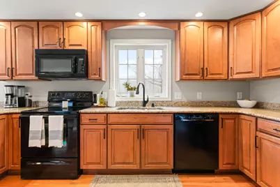 21 Southridge Drive, Standish, ME 04084 - Photo 9