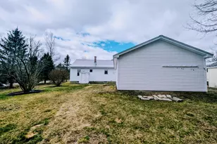 77 Hicks Rd, Augusta, ME 04330 - Photo 11